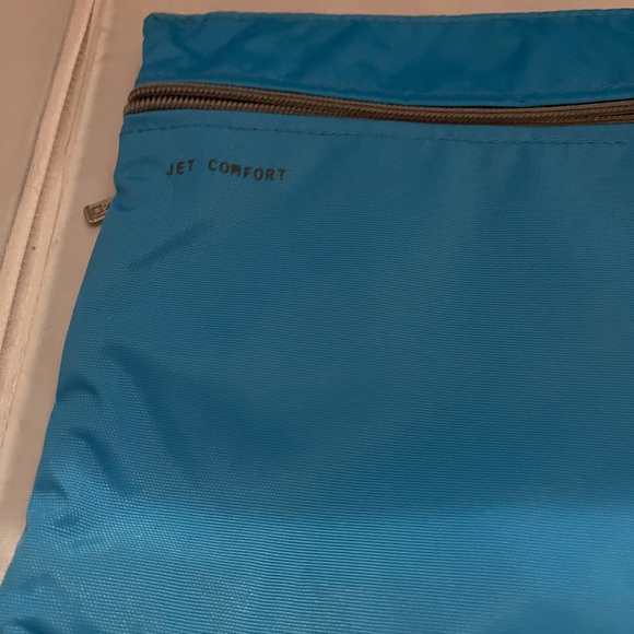 Travel Wallet/Pouch - Picture 8 of 10